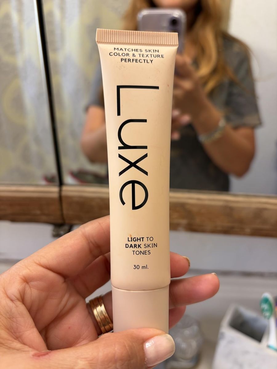 The Luxe Color Changing Foundation tube